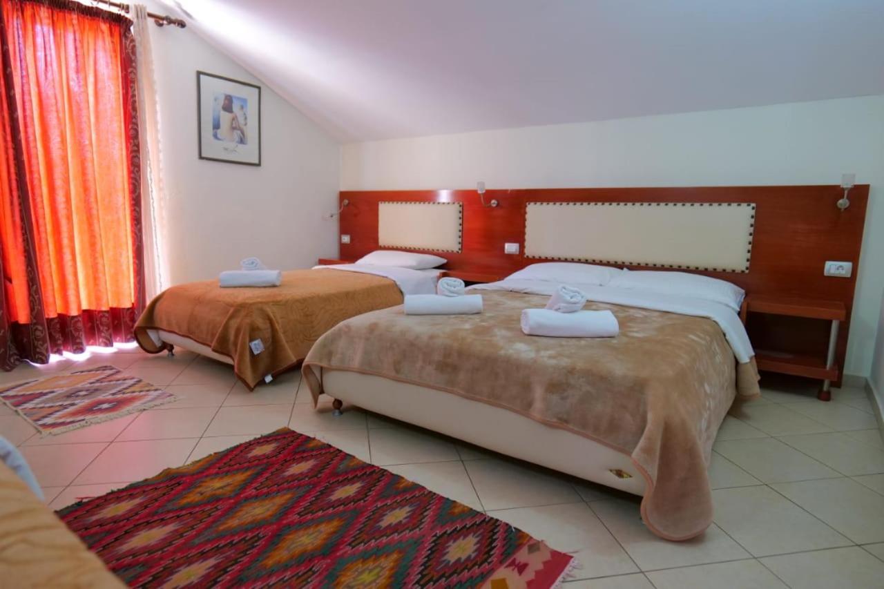 Hotel Veli Sarande Luaran gambar