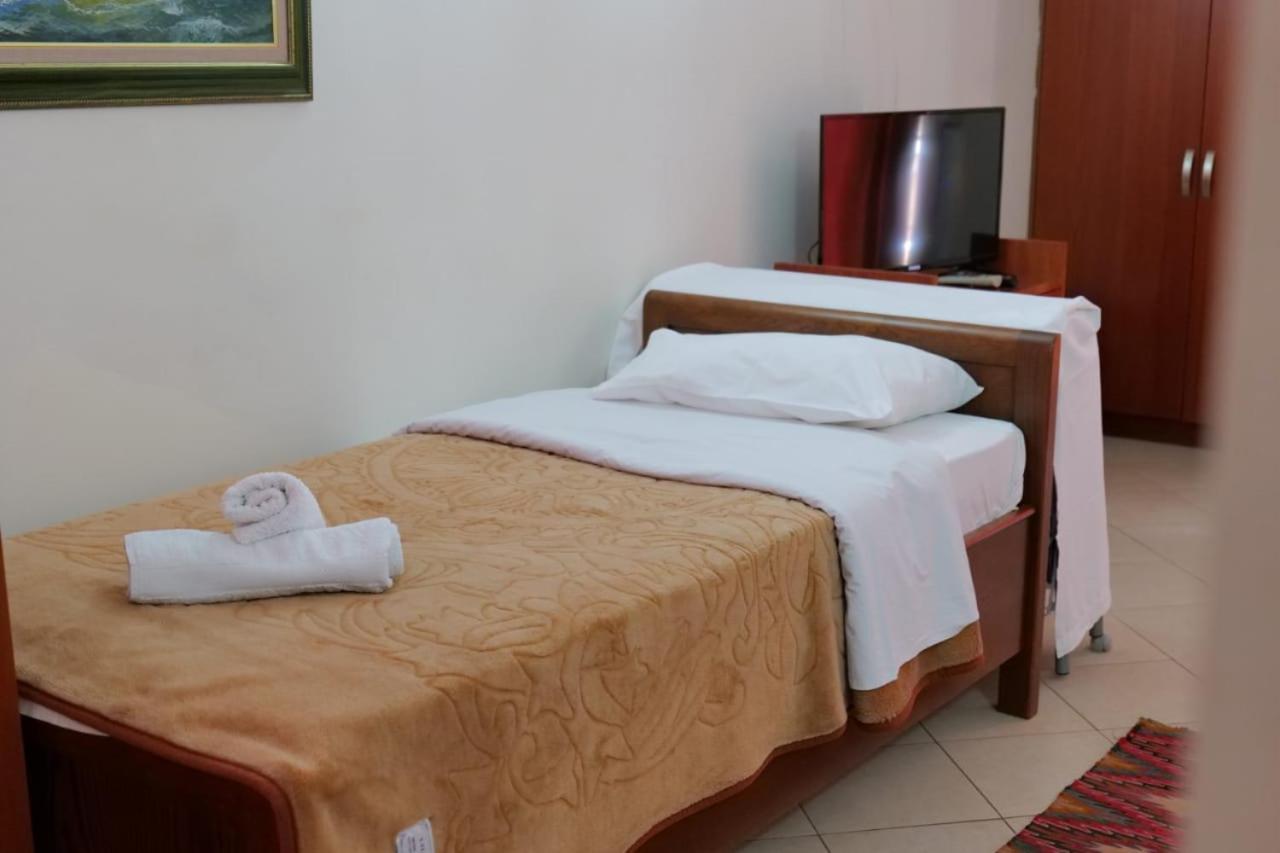 Hotel Veli Sarande Luaran gambar
