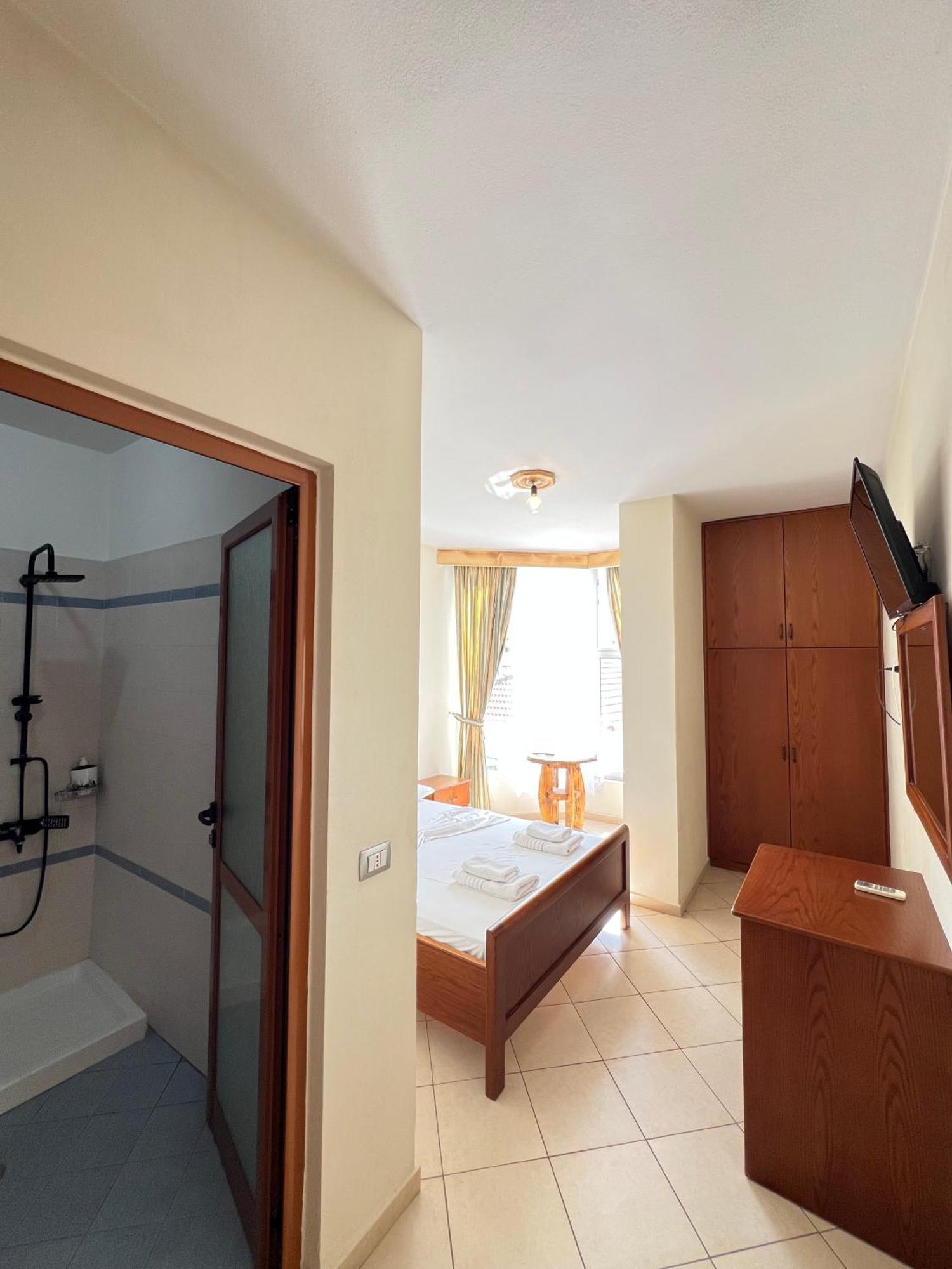 Hotel Veli Sarande Luaran gambar
