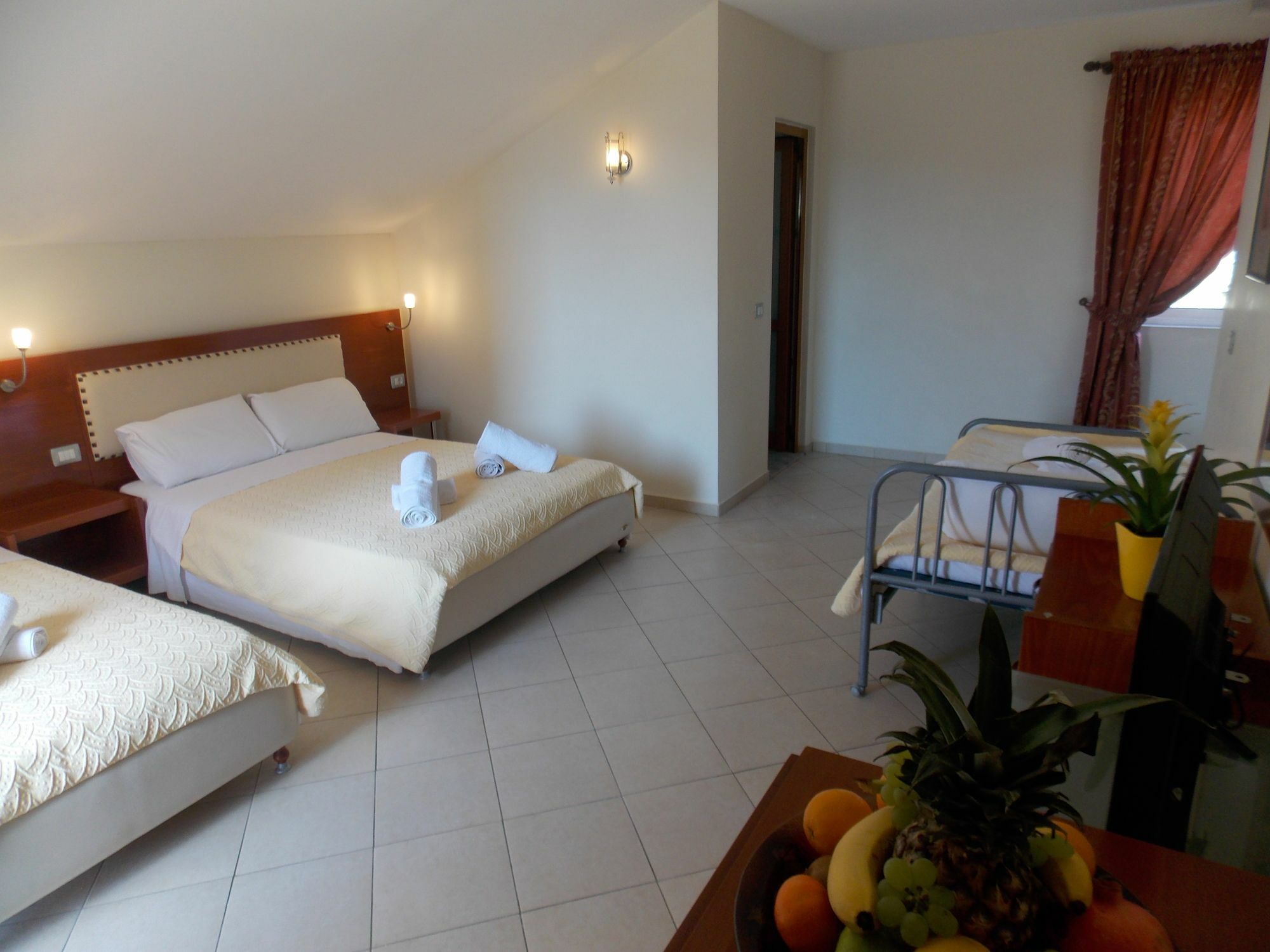 Hotel Veli Sarande Luaran gambar